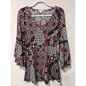 Westport  Women's Tunic Top Red and Black Floral  V-Neck Flutter Sleeves Boho XS